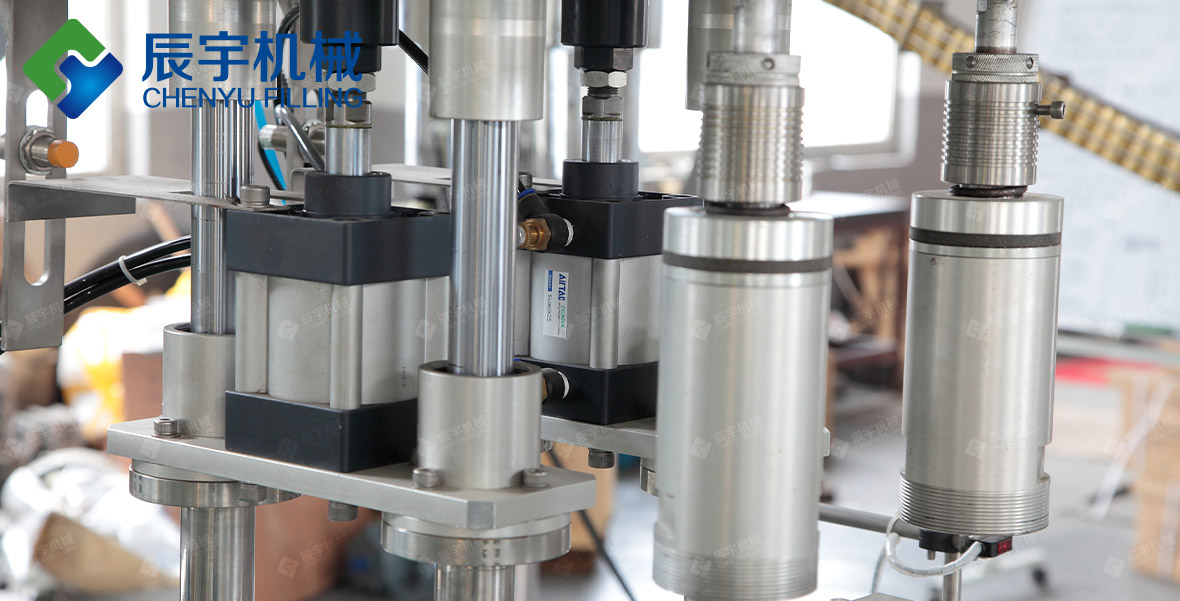 鸡尾酒灌装机 鸡尾酒灌装机